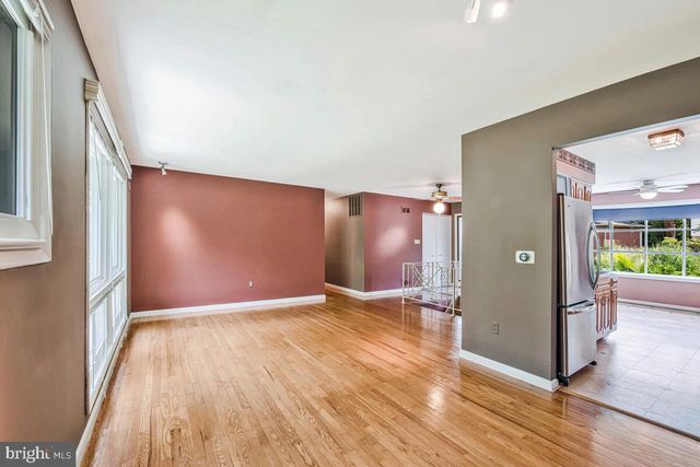 6618 IAN ST, Hyattsville, MD 20784