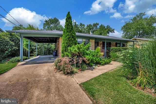 6618 IAN ST, Hyattsville, MD 20784