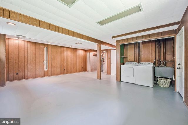 6618 IAN ST, Hyattsville, MD 20784
