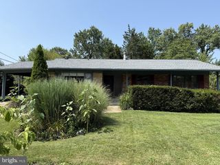 6618 IAN ST, Hyattsville, MD 20784
