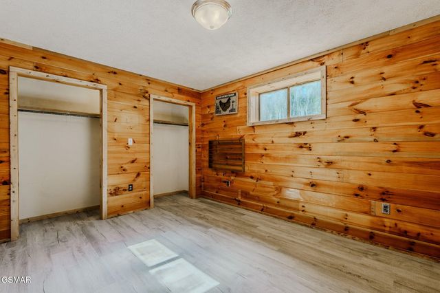 3158 Nevils Way, Sevierville, TN 37876