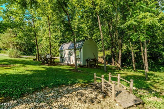 3158 Nevils Way, Sevierville, TN 37876