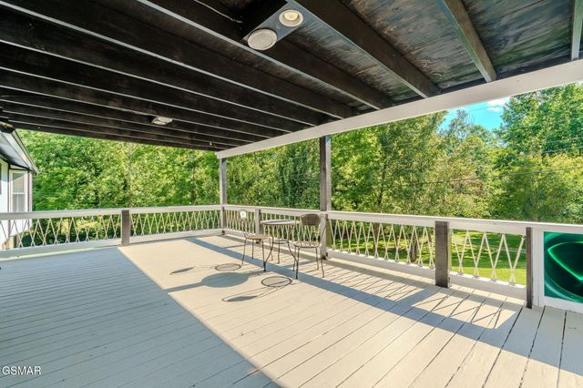 3158 Nevils Way, Sevierville, TN 37876