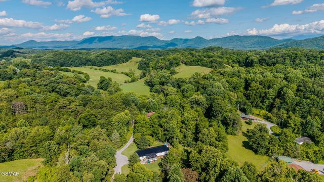 3158 Nevils Way, Sevierville, TN 37876