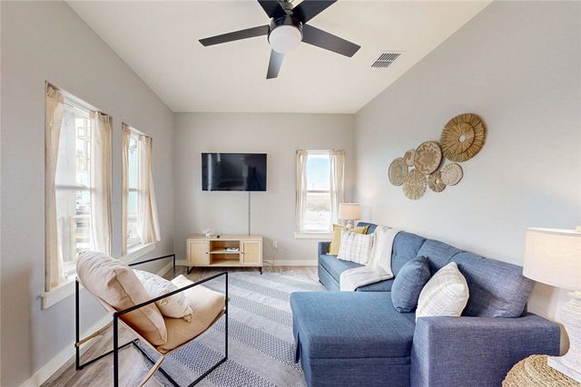 162 La Concha Blvd 11, Port Aransas, TX 78373