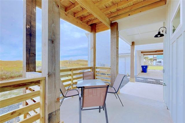 162 La Concha Blvd 11, Port Aransas, TX 78373