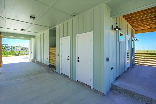 162 La Concha Blvd 11, Port Aransas, TX 78373