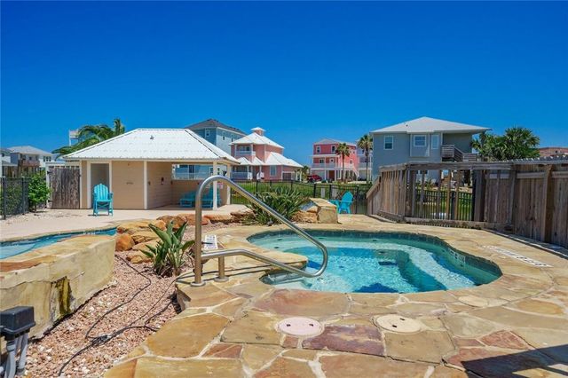 162 La Concha Blvd 11, Port Aransas, TX 78373