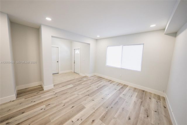 1221 NW 75th St 0, Miami, FL 33147