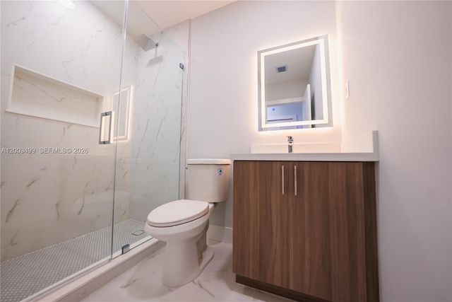 1221 NW 75th St 0, Miami, FL 33147