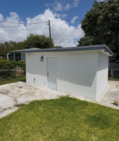 1221 NW 75th St 0, Miami, FL 33147