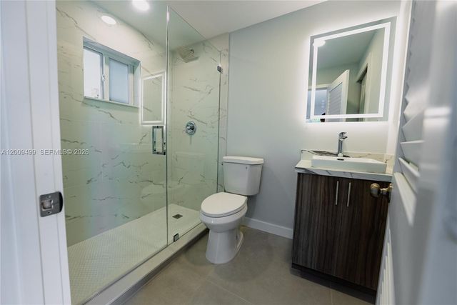 1221 NW 75th St 0, Miami, FL 33147