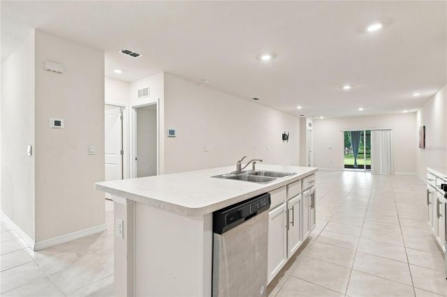 20043 ROYAL TERN COURT, Leesburg, FL 34748
