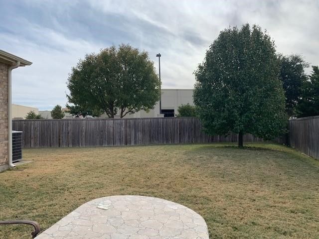 5924 Lost Valley Drive, The Colony, TX 75056