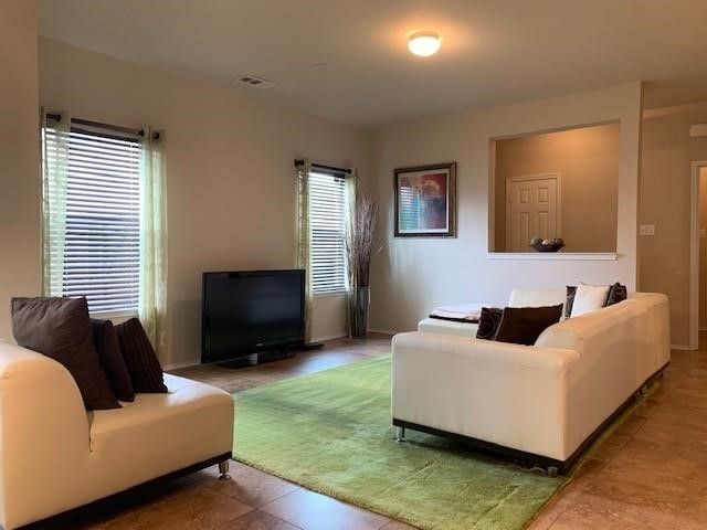 5924 Lost Valley Drive, The Colony, TX 75056