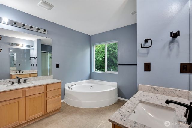 5918 Elizabeth Avenue SE, Auburn, WA 98092