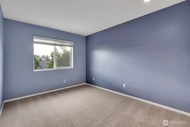 5918 Elizabeth Avenue SE, Auburn, WA 98092