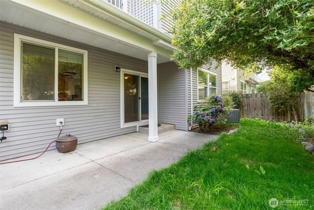 5918 Elizabeth Avenue SE, Auburn, WA 98092