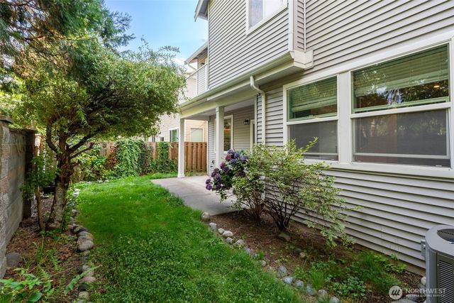 5918 Elizabeth Avenue SE, Auburn, WA 98092