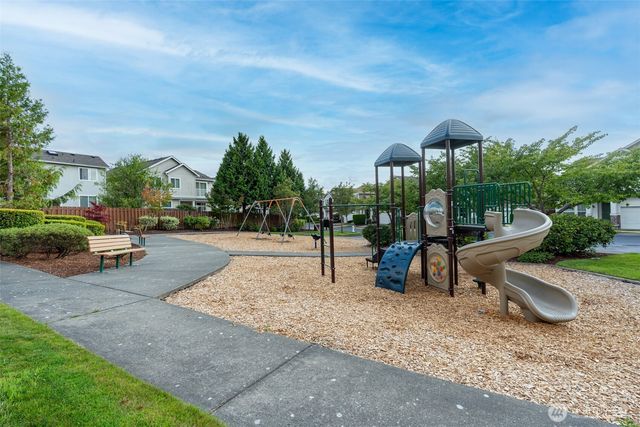 5918 Elizabeth Avenue SE, Auburn, WA 98092