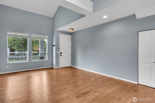 5918 Elizabeth Avenue SE, Auburn, WA 98092