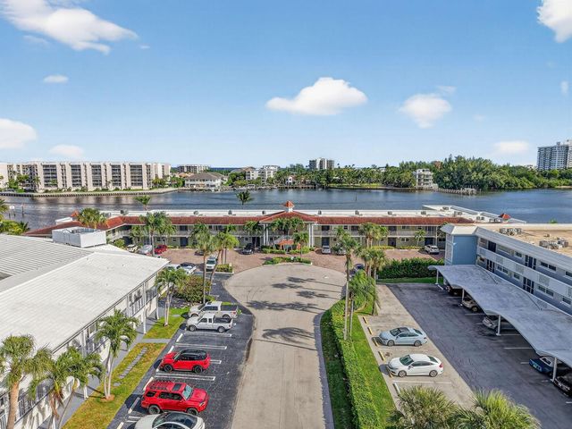 711 NE Harbour Terrace 3120, Boca Raton, FL 33431
