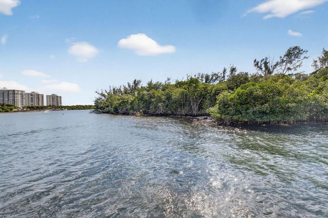 711 NE Harbour Terrace 3120, Boca Raton, FL 33431