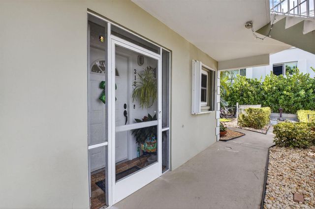 711 NE Harbour Terrace 3120, Boca Raton, FL 33431