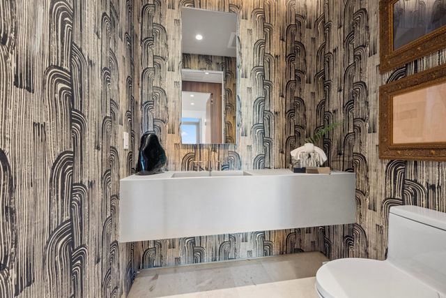 200 Arkona Court 2302, West Palm Beach, FL 33401