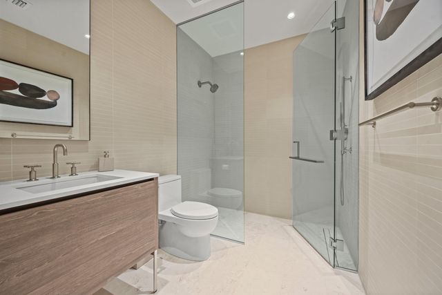 200 Arkona Court 2302, West Palm Beach, FL 33401