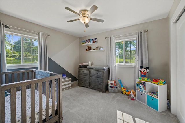 S93W23205 River Oaks DRIVE, Big Bend, WI 53103