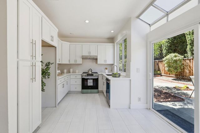 1555 Mission Springs Circle, San Jose, CA 95131