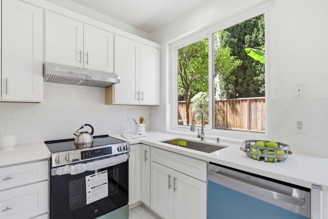 1555 Mission Springs Circle, San Jose, CA 95131