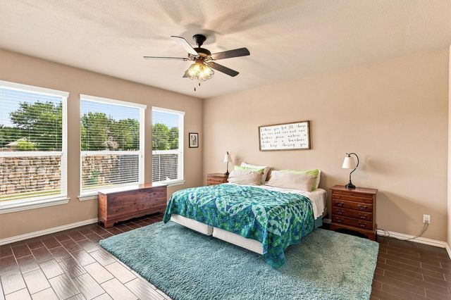 706 Irvin DR, San Marcos, TX 78666