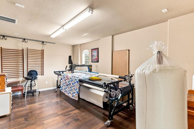706 Irvin DR, San Marcos, TX 78666