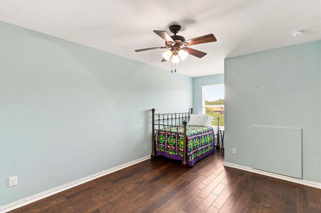 706 Irvin DR, San Marcos, TX 78666