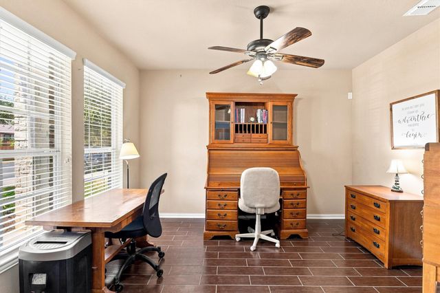 706 Irvin DR, San Marcos, TX 78666