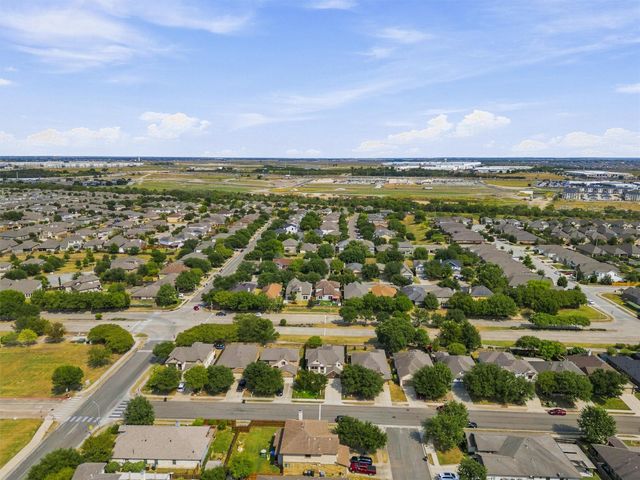 706 Irvin DR, San Marcos, TX 78666
