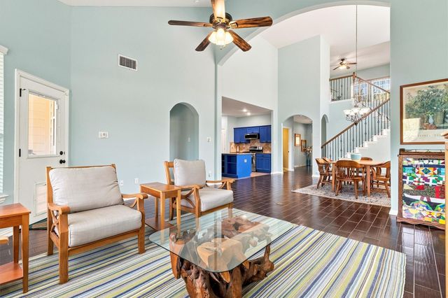 706 Irvin DR, San Marcos, TX 78666