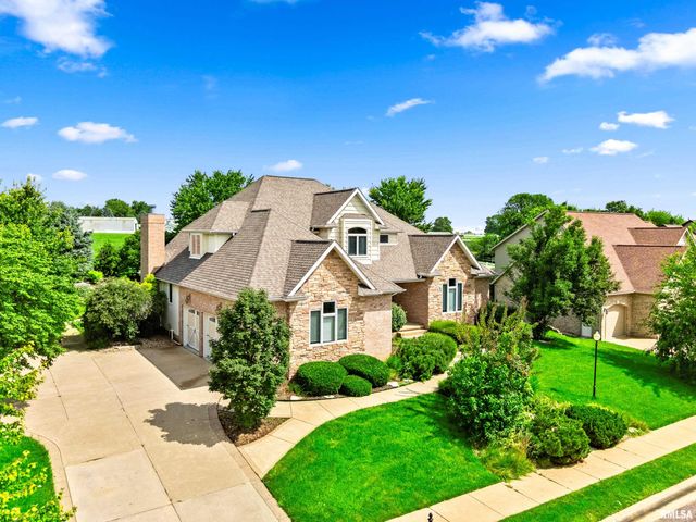 5825 W IVYBRIDGE Place, Peoria, IL 61615