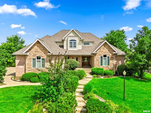 5825 W IVYBRIDGE Place, Peoria, IL 61615