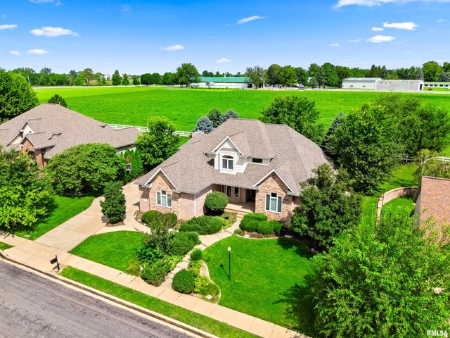 5825 W IVYBRIDGE Place, Peoria, IL 61615