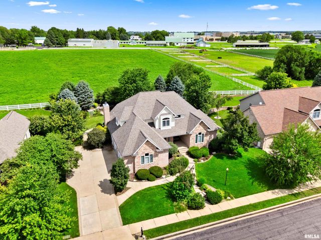 5825 W IVYBRIDGE Place, Peoria, IL 61615