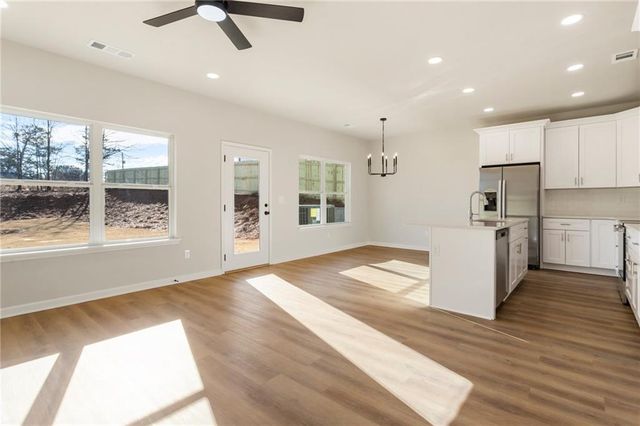 18 Wade Street, Winder, GA 30680