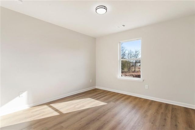 18 Wade Street, Winder, GA 30680