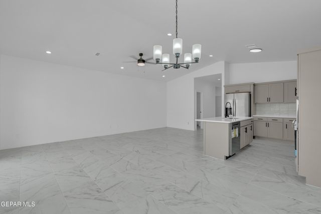 5656 DESERT CALICO Avenue, El Paso, TX 79934