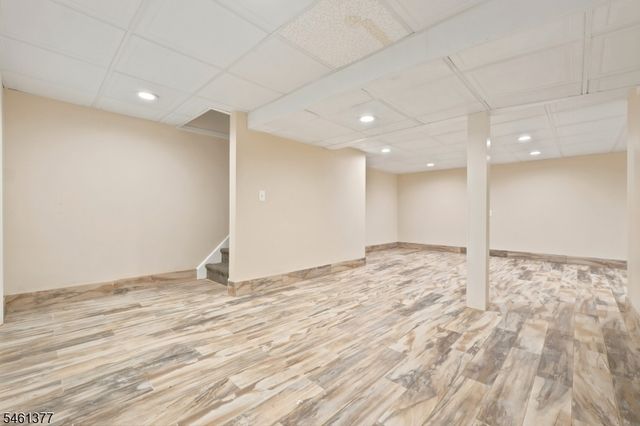 350 Parsippany Blvd, Parsippany-troy Hills Twp., NJ 07005
