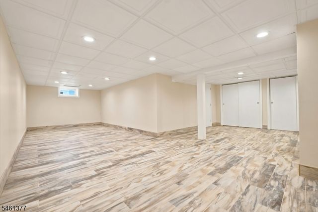 350 Parsippany Blvd, Parsippany-troy Hills Twp., NJ 07005