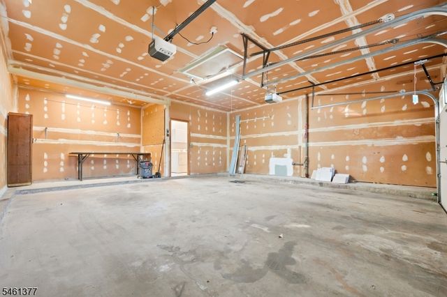 350 Parsippany Blvd, Parsippany-troy Hills Twp., NJ 07005