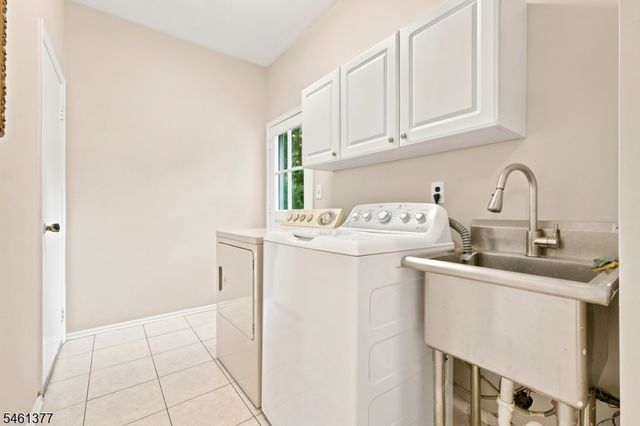 350 Parsippany Blvd, Parsippany-troy Hills Twp., NJ 07005